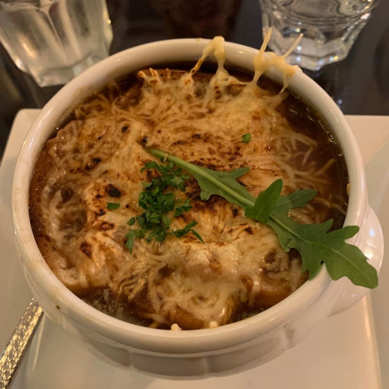 Sopa de cebolla  - Café Blanche, Paris