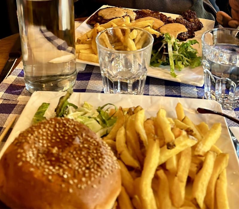 Terry's Café, Paris