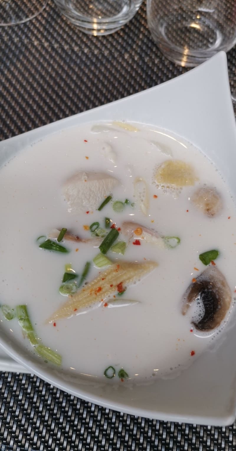 Tom kha kai - Khao Thaï, Paris