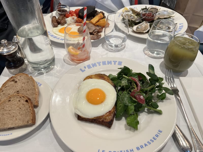 L'Entente, Le British Brasserie, Paris