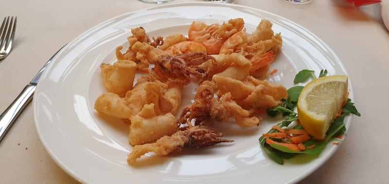 Frittura di gamberi e calamari - Antico ristorante, pizzeria Da Piero, Bolzano