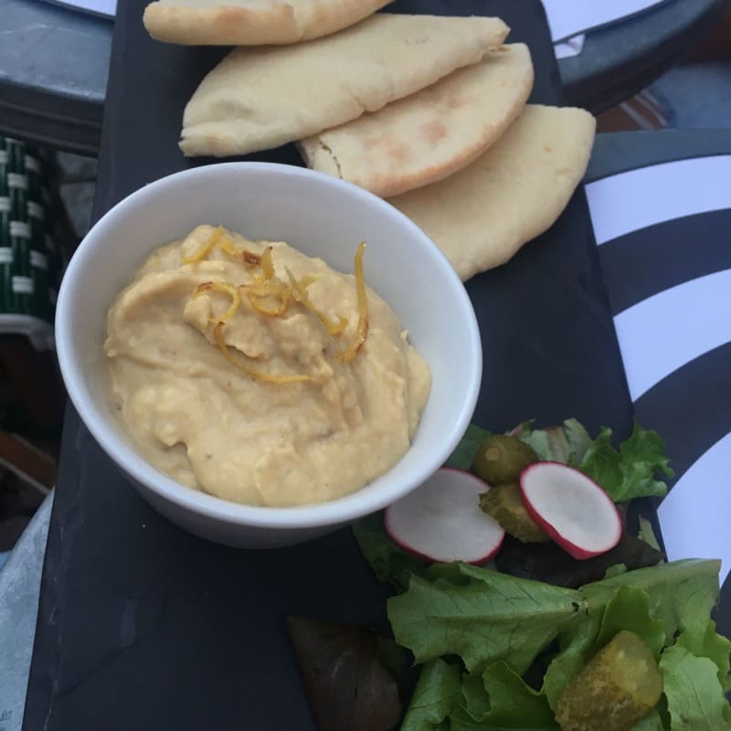 Houmous  - Aux Douze Apôtres, Strasbourg