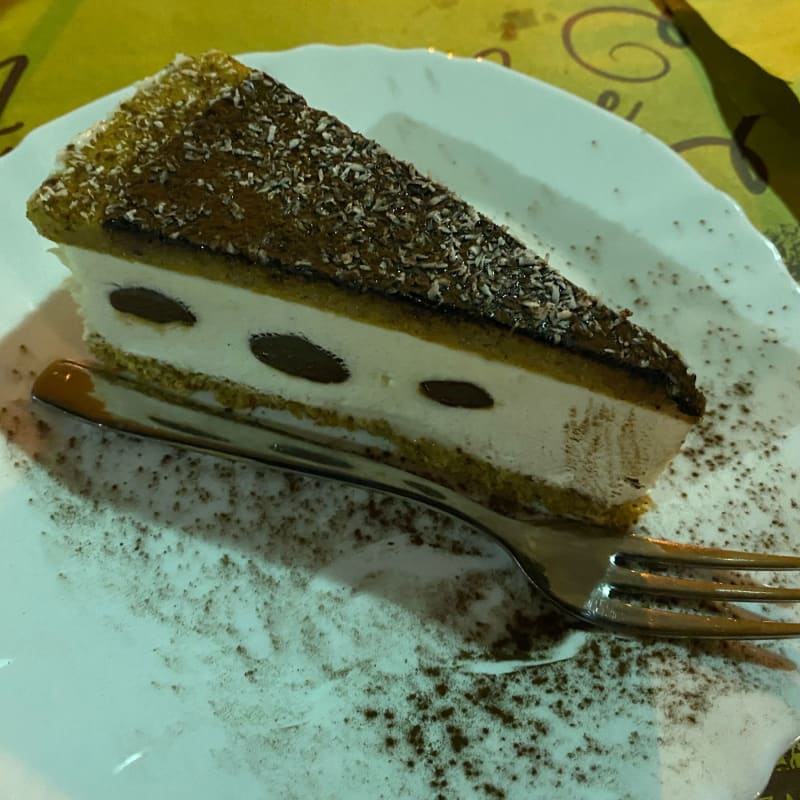 Torta cocco e nocciola - Giòbistrot