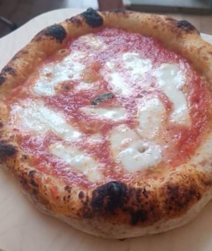 Trattoria e Pizzeria Rapuano, Naples