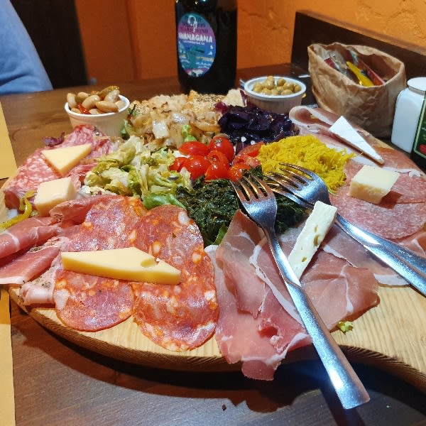 PUB del Piccolo Birrificio Clandestino a Livorno Menu, prezzi