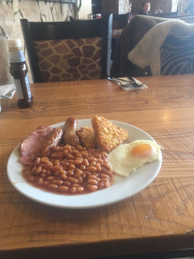 Chessington World of Adventure Resort Zafari Bar & Grill in