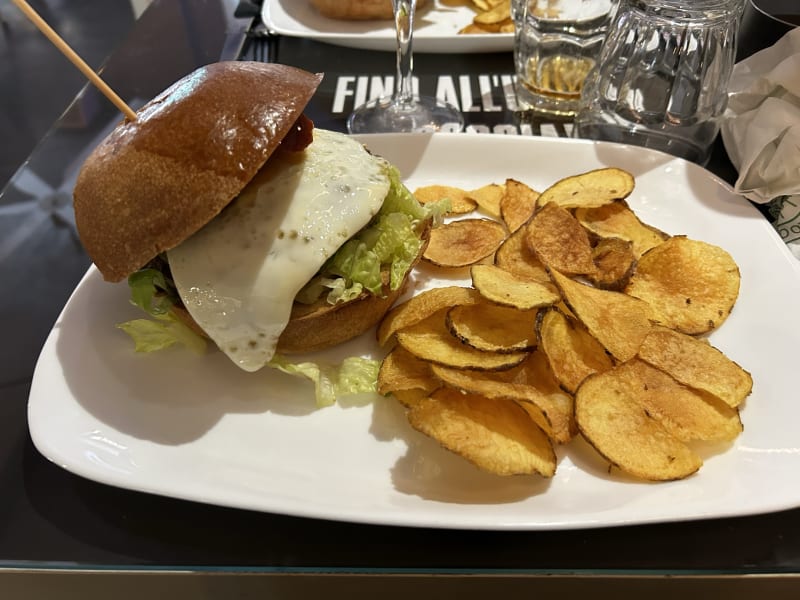 Ham Holy Burger Milano Brera, Milan