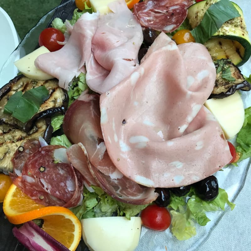 Assortiments charcuterie, fromage et légumes grillés - La Siciliana, Enghien-les-Bains