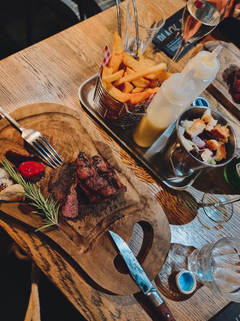 Black and Blue in Amsterdam Restaurant Reviews, Menus, and Prices