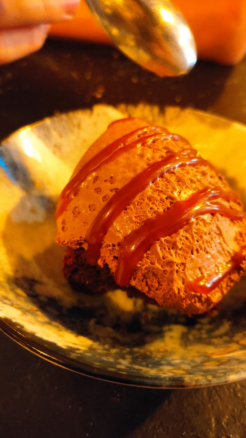 Brownie avec mousse au chocolat  - SOURIRE GALANDE tapas françaises, Paris