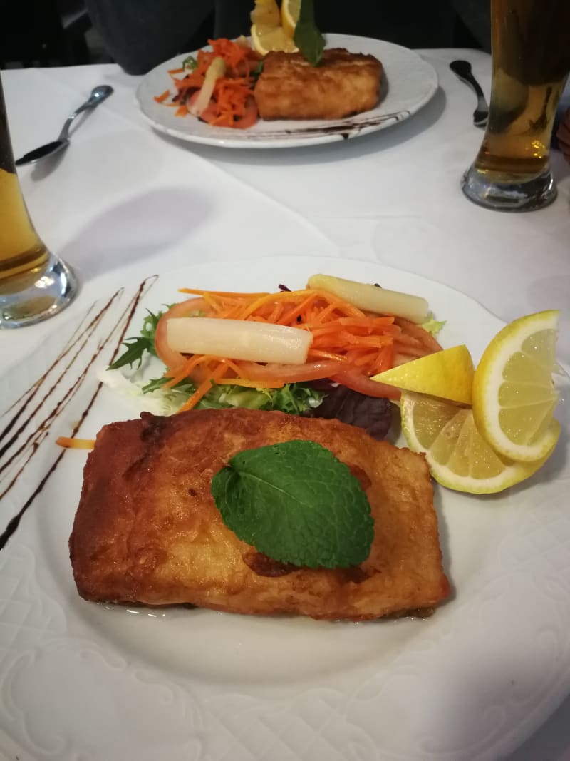 Bacalao a La Plancha O a La Romana - Los Arrieros, Madrid