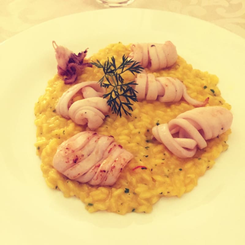 Risotto ai pistilli di zafferano e riccioli di calamari - Morlacchi