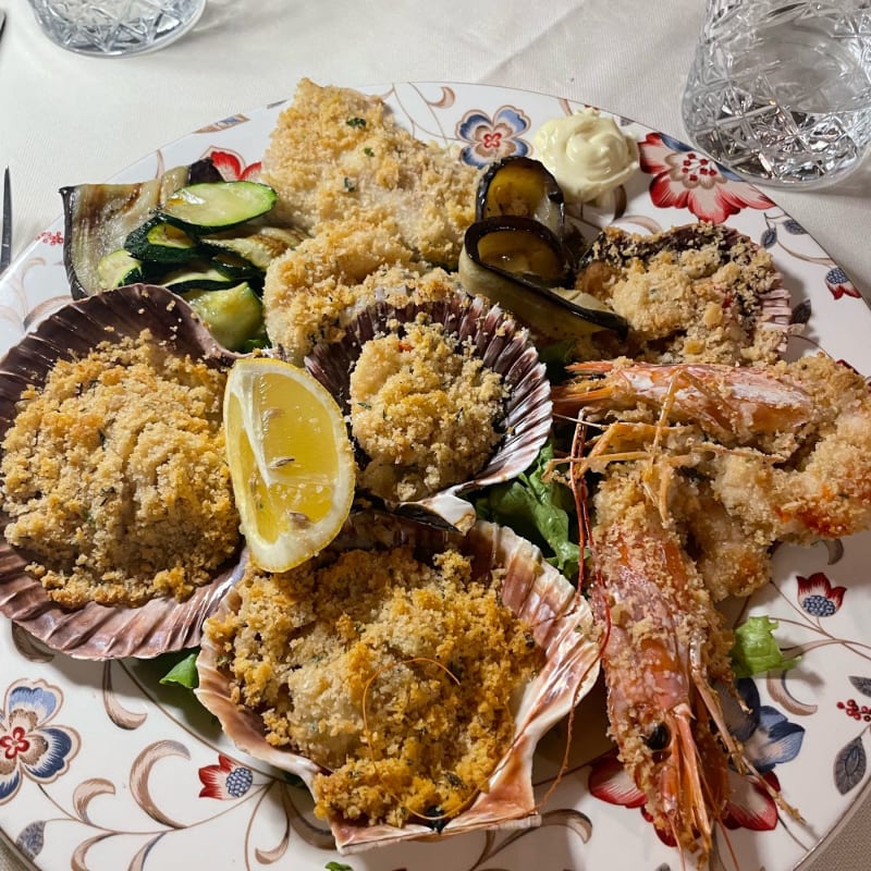 Vari tipi di pesce gratinati  - Trattoria A Casa Mia