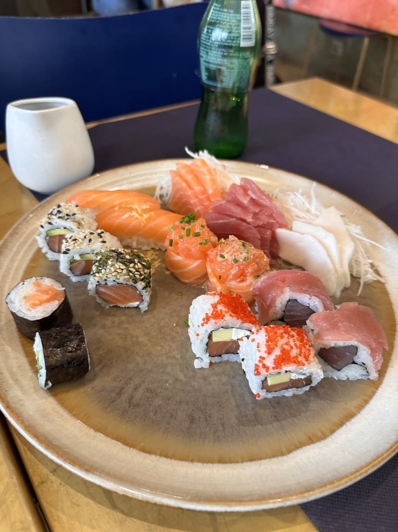 Sushi da Lola Alvalade, Lisbon