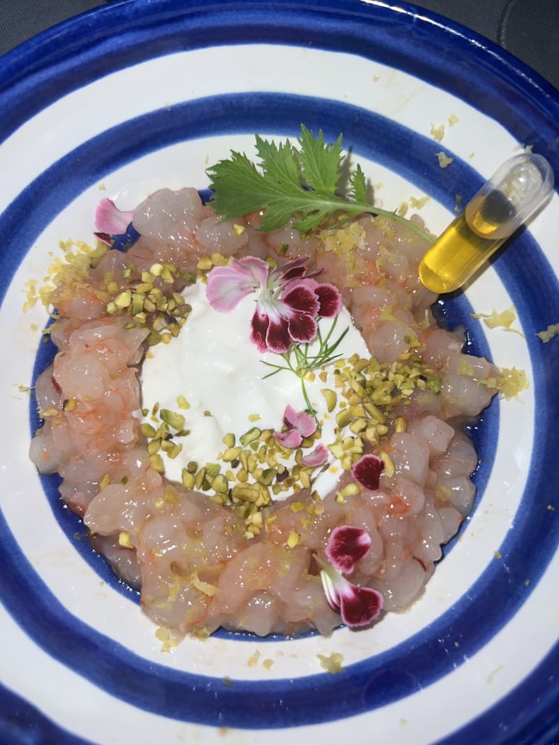 Tartara gambero rosso stracciata e pistacchi - Ristorante Mediterraneo Salerno, Salerno