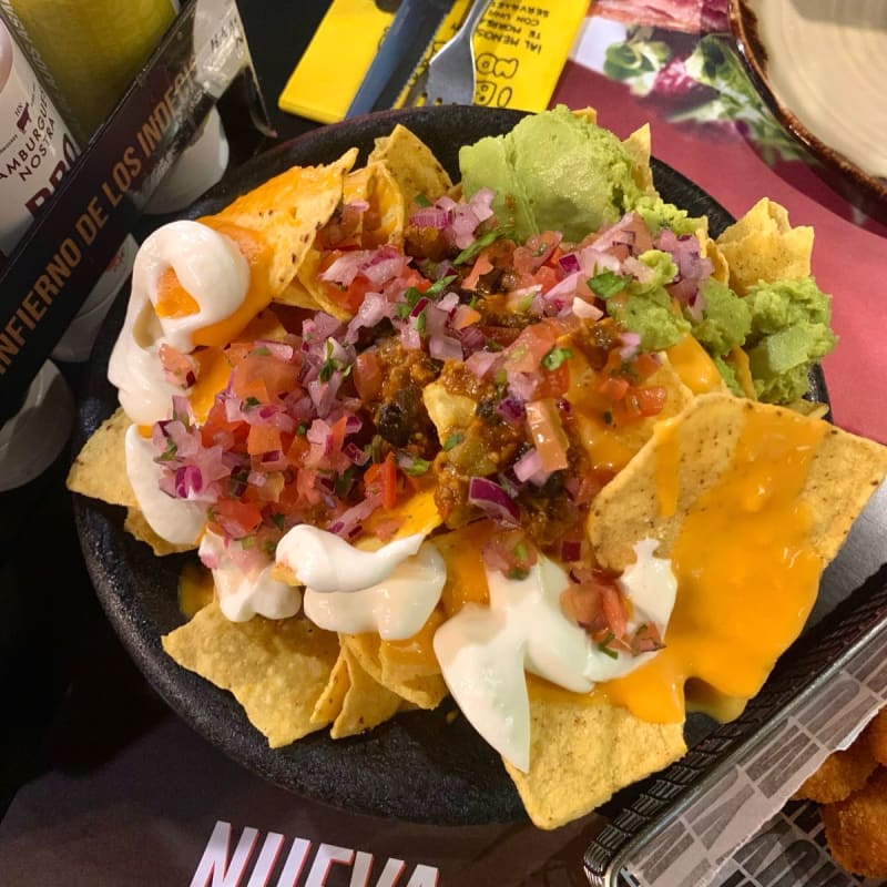 Nachos  - Hamburguesa Nostra - Ortega y Gasset, Madrid