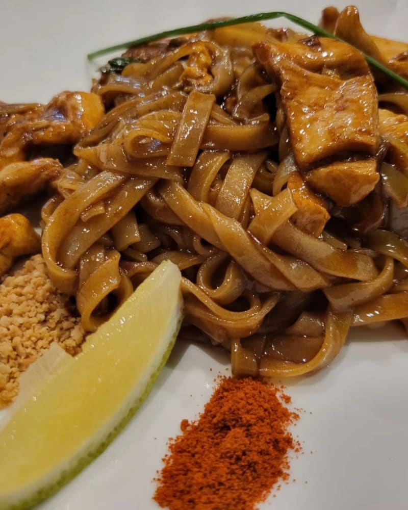 Pad Thai, Naples