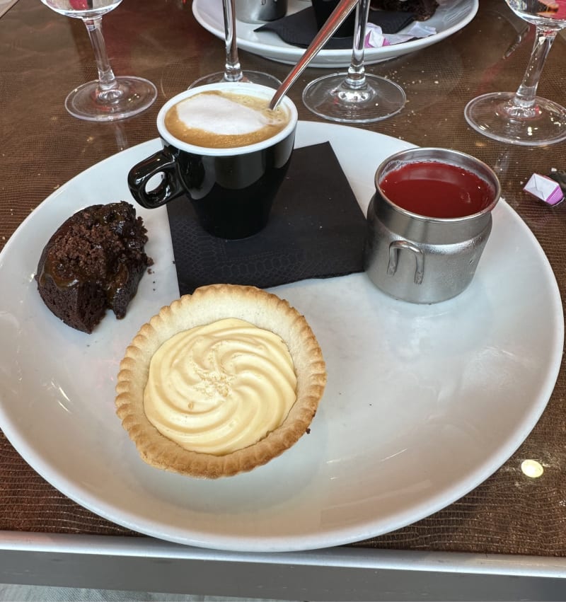 Café gourmand - Les 3 Marches - Brasserie, Châtenay-Malabry