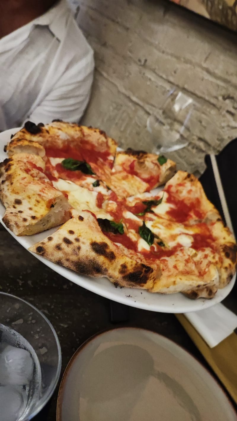 Hydra - Pizza Cocktail Club, Naples