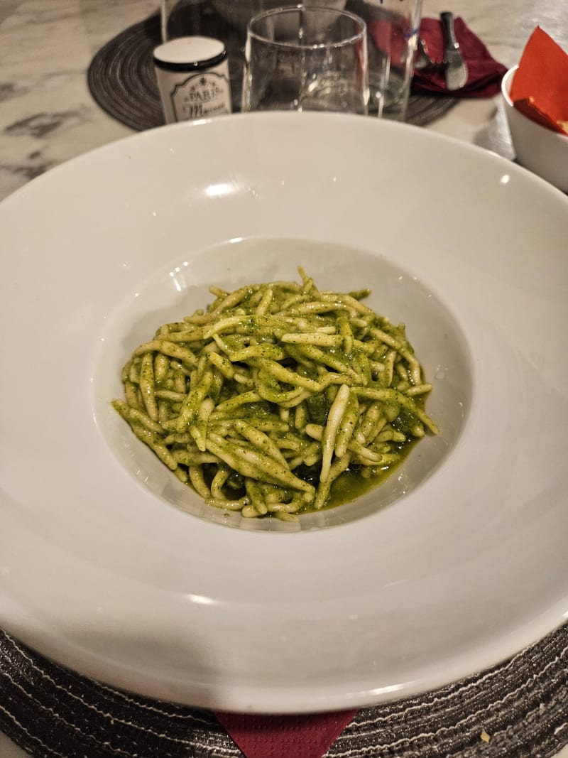 Trofie al pesto di prà avvantaggiate - Caligo, Genoa