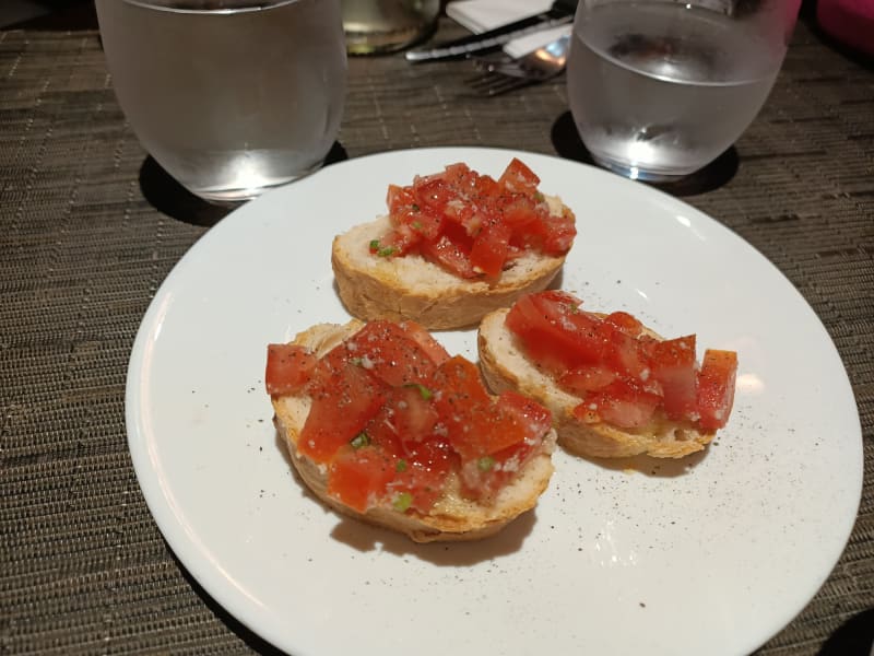 Via del Gusto, Paris