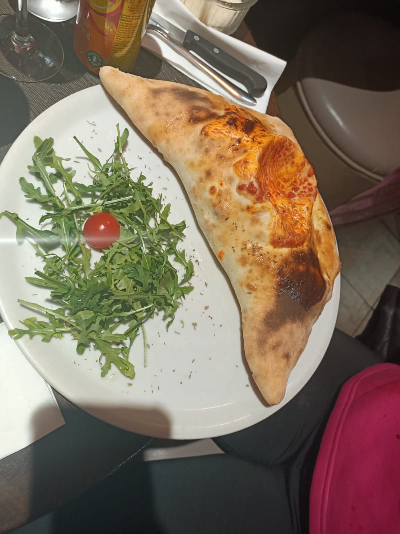 Calzone - Via del Gusto, Paris