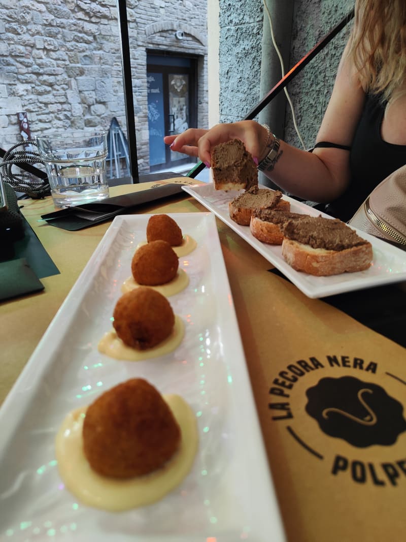 La pecora nera - Polpette & Co., Perugia