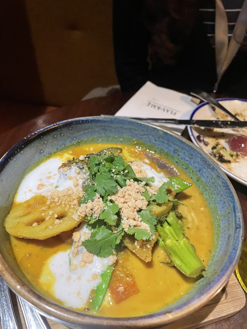 Flax & Kale - Passage, Barcelona