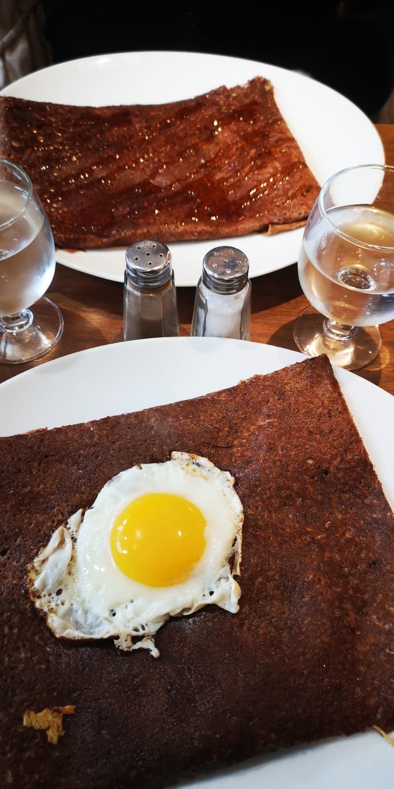 Le Moulin à Galettes, Levallois-Perret