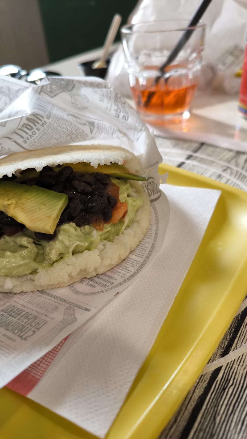 Arepa'z ristorante venezuelano, Milan