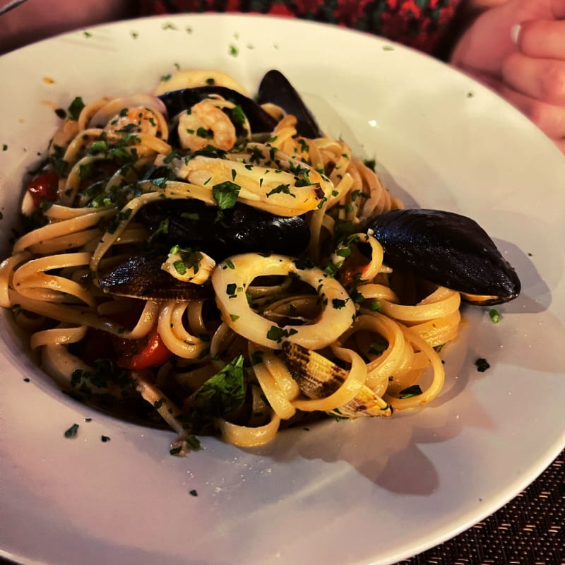 Linguine allo scoglio - Caffe del Duomo Taormina, Taormina