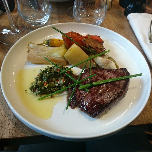 Coeur de rumsteck Angus grillé, légumes rôtis de saison et herbette pimentée - l'Entracte, Paris