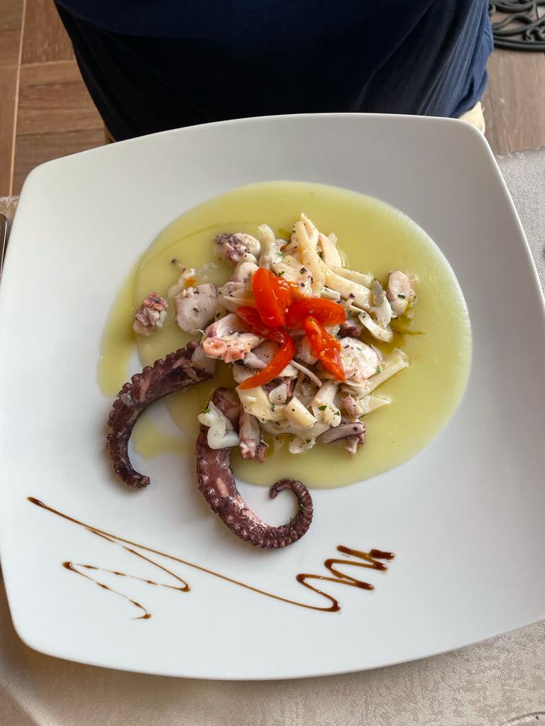 Polpo e calamari con crema di patate - Il Contedino