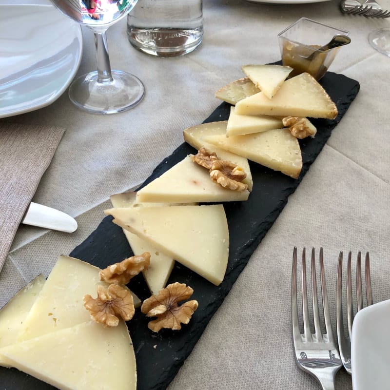 Selezione di pecorini con marmellata di pere e noci  - Rifugio Vetta