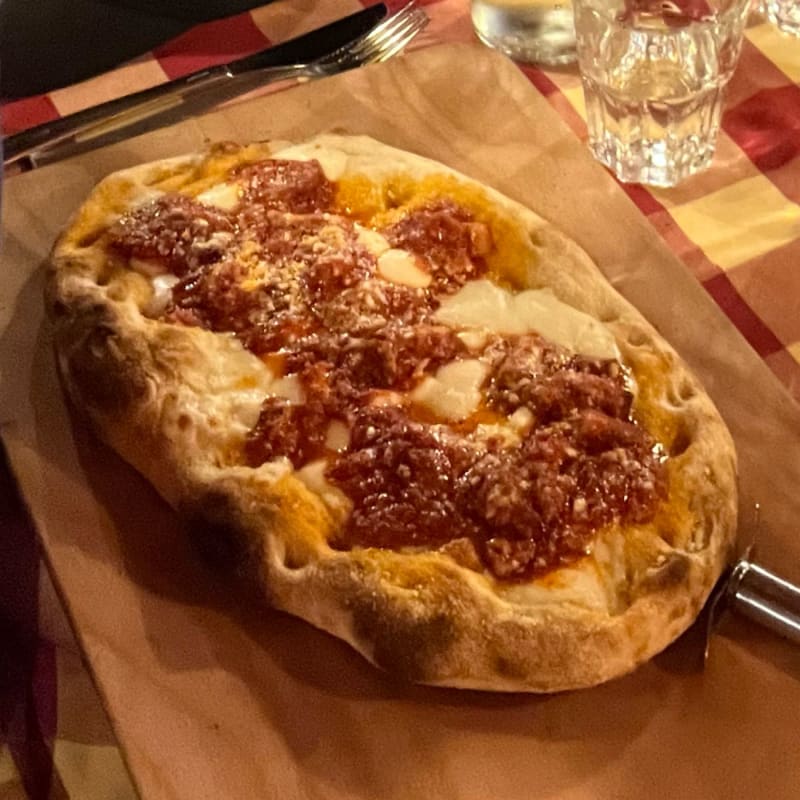 Romeo la pinseria der Colosseo a Milano Menu, prezzi, immagini