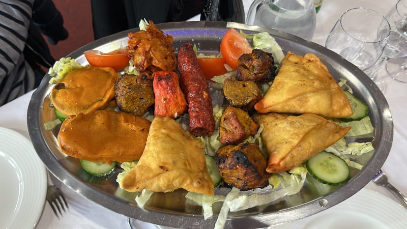 Entrées : Punjabi grill, agneau Tikka et Samoussa viande - Indien Palace, Conflans-Sainte-Honorine