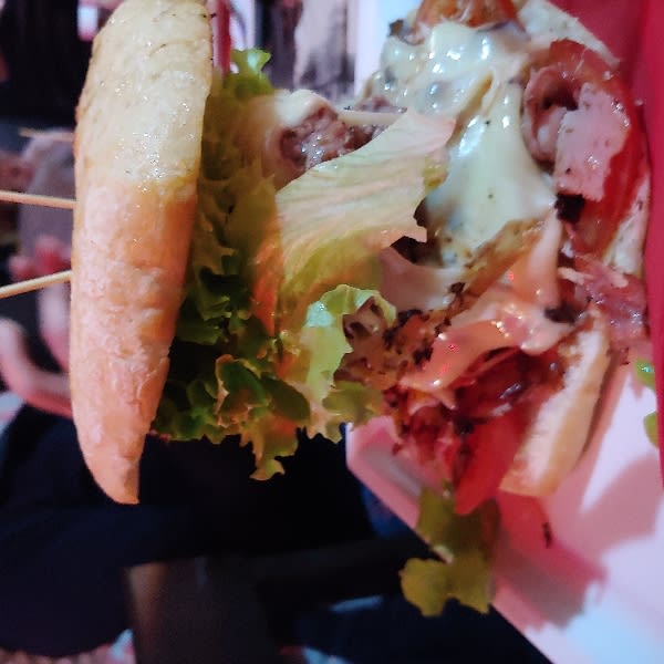 Mega panino - Sax pub, Trieste