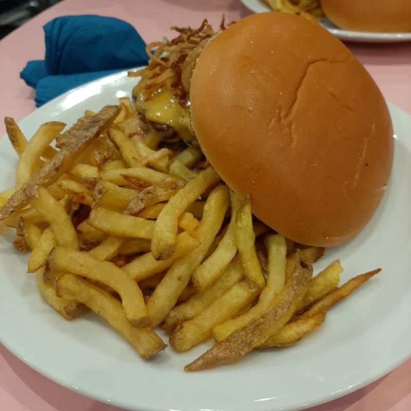 Cheese burger - HD Diner Rivoli, Paris