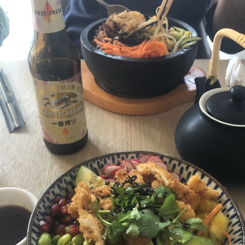 Poké bowl poulet et bimbimbap - Le Florissant, Paris