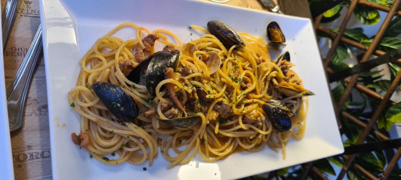 Spaghetti aux fruits de mer - Al Brunello, Cannes