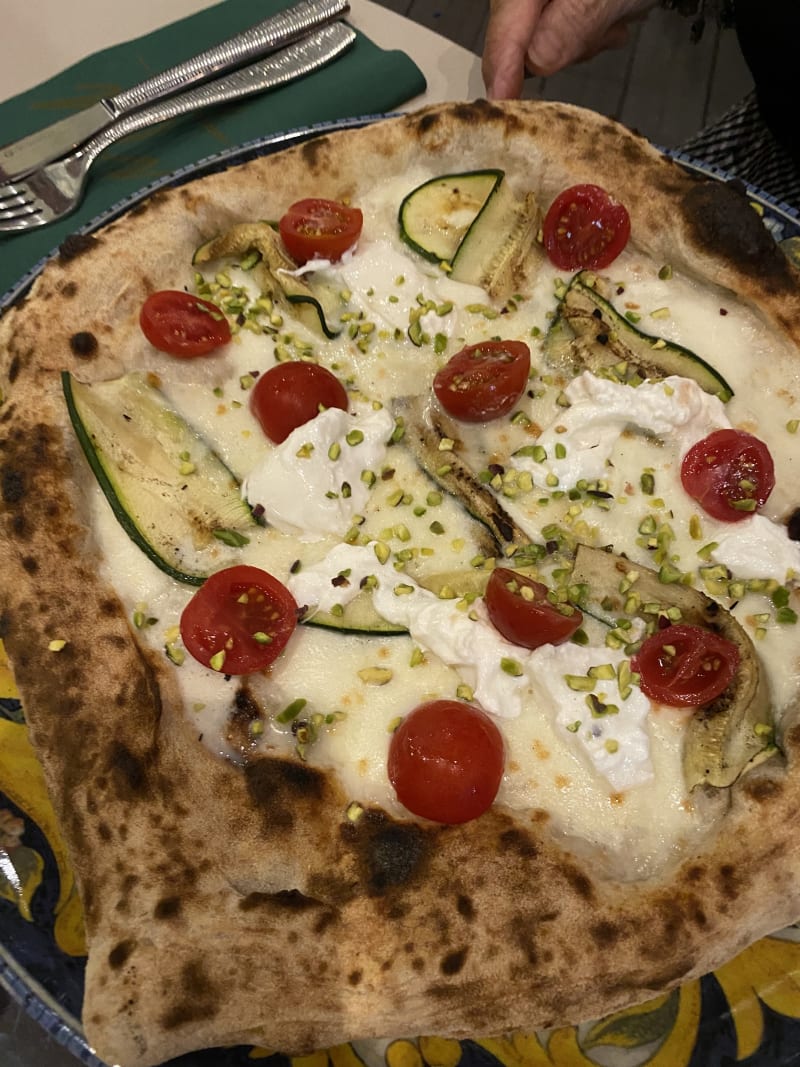 Mad Gourmet a Arona Menu, prezzi, immagini, recensioni e indirizzo