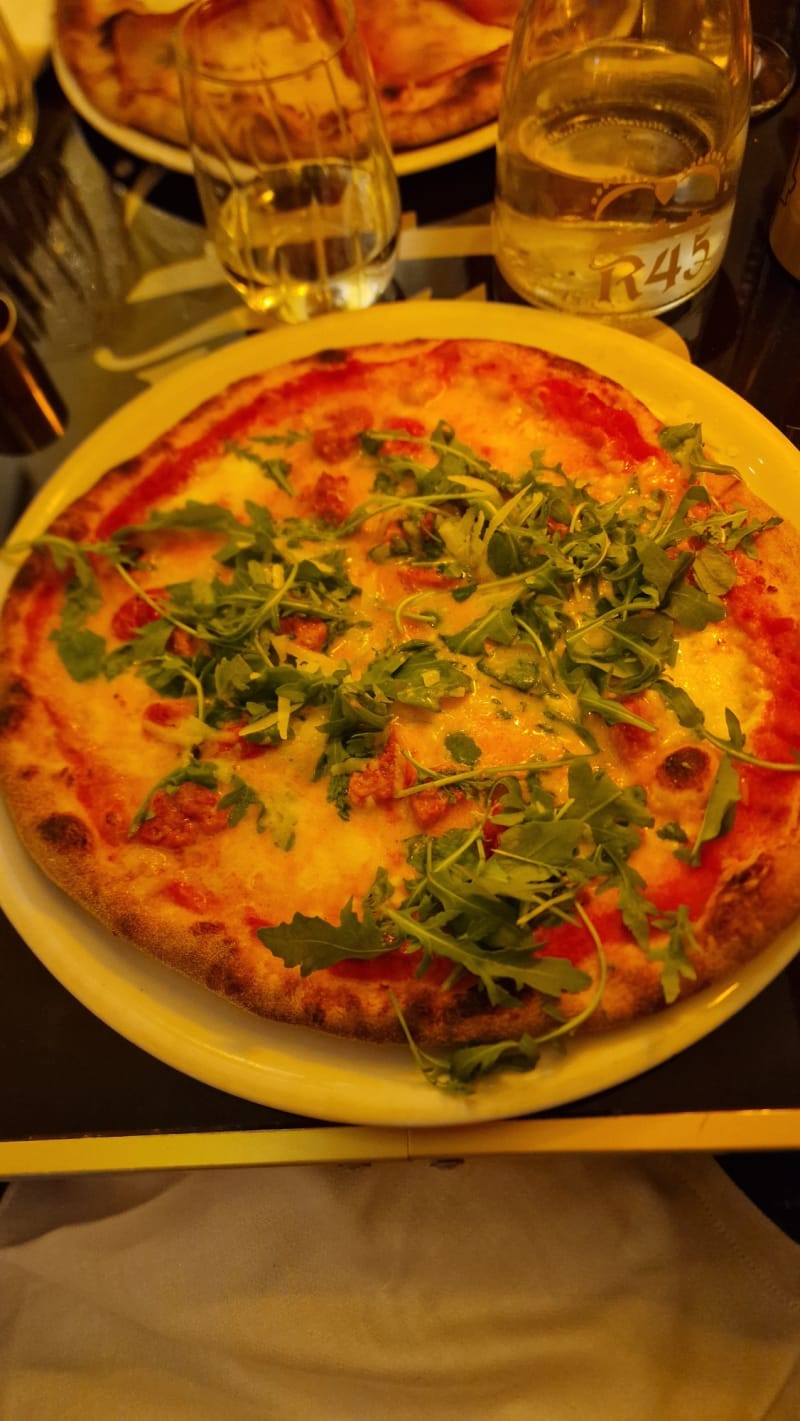 Ristorante Pizzeria R45, Bari