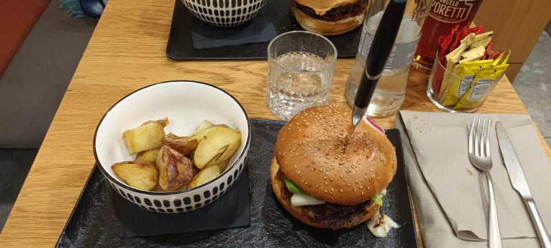 Fatto Bene Burger Monti, Milan