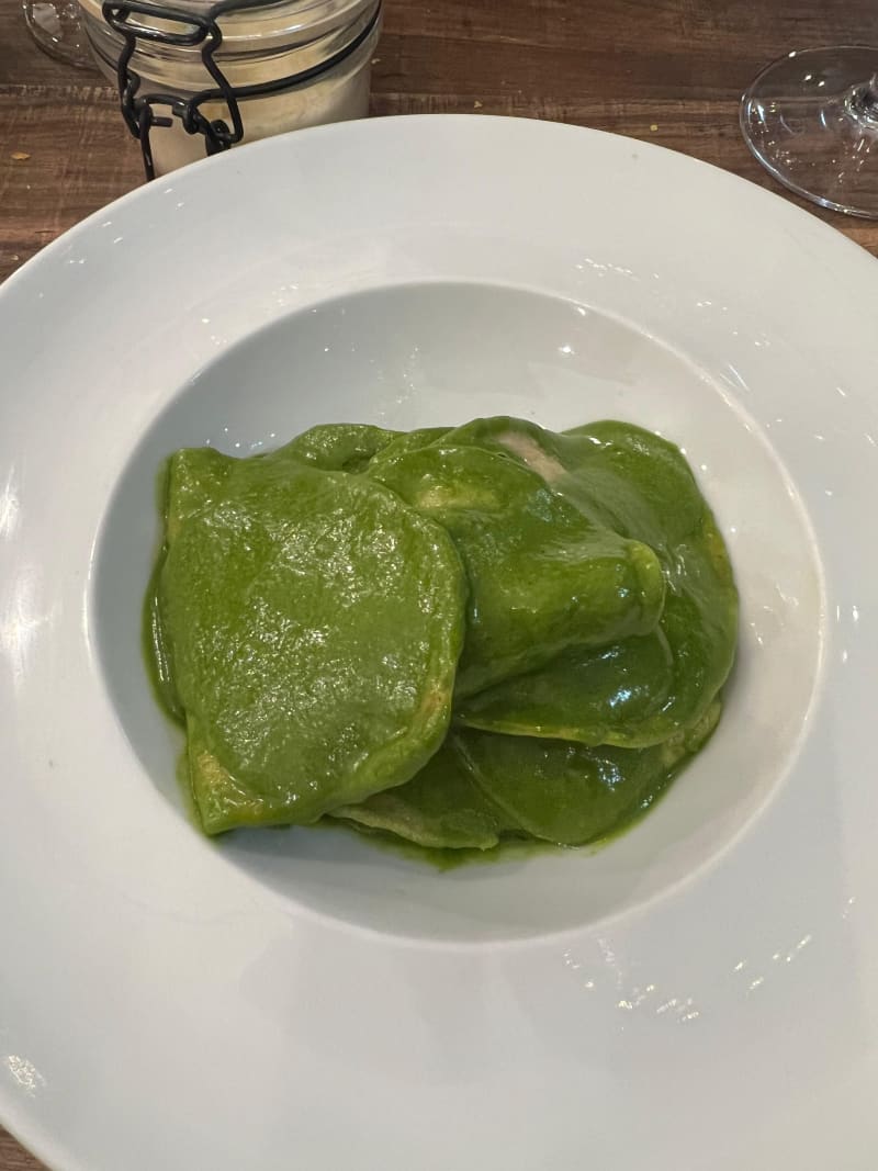 Pesto DiVino, Genoa