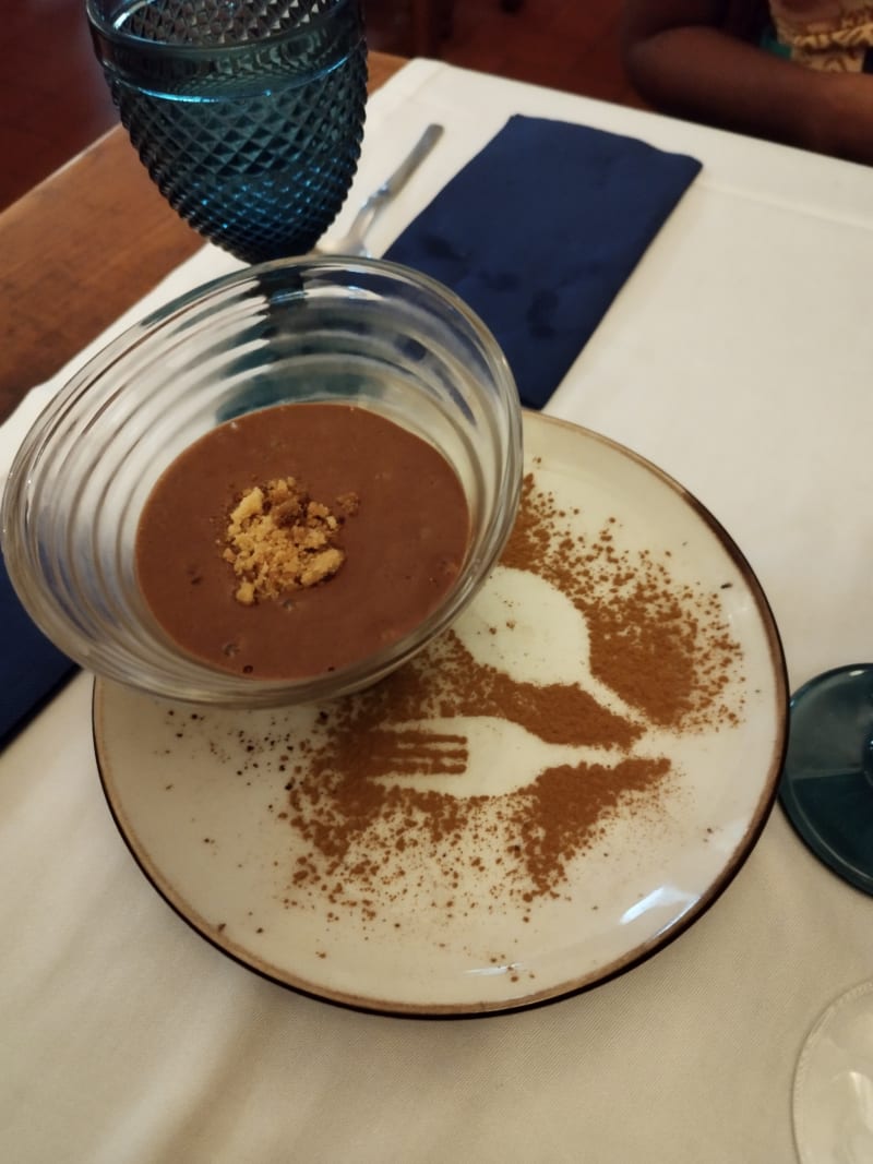 Mousse de chocolate, caramelo au beurre sallé & crumble - Farol de Santa Luzia, Lisbon