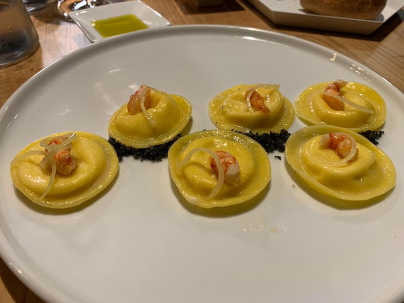 Bottoncini di cavolfiore, Gamberi rossi, crumble al nero di Seppia e limone candito  - Acquasanta, Rome