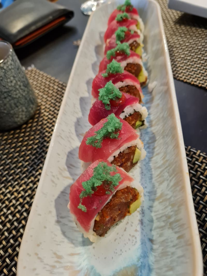 Akari Sushi Lounge