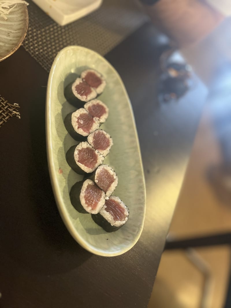 Akari Sushi Lounge