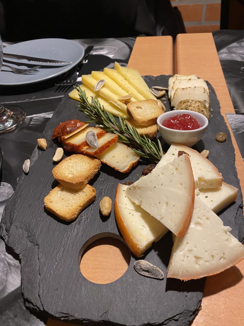 Só Tapas em Porto Preços, menu, morada, reserva e avaliações do