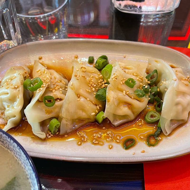 Gyoza - CANAL POKÉ - Pigalle, Paris